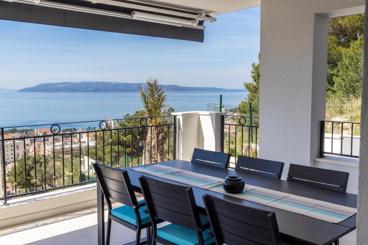 Villa Smaragd - Lapis - Luxury Apartment With Shared Pool Макарска Экстерьер фото