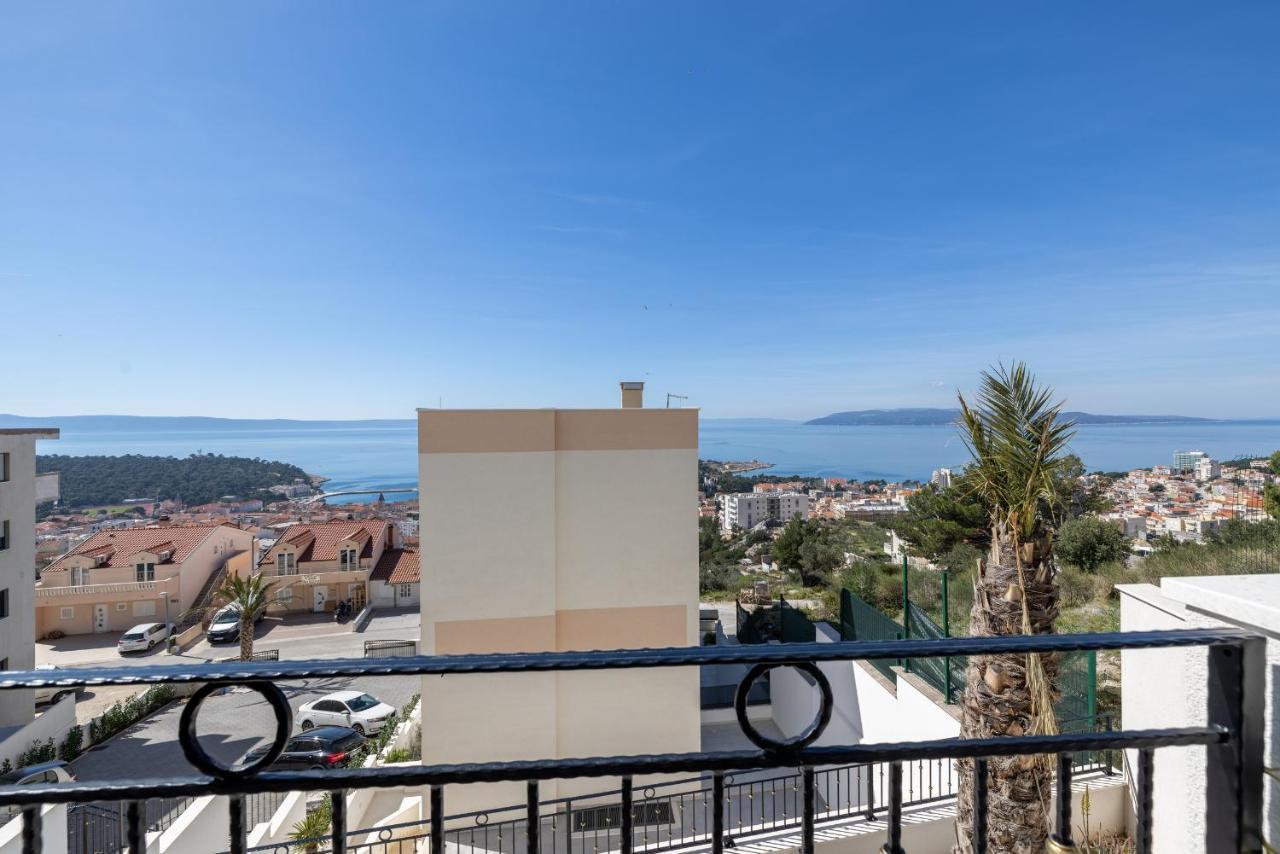 Villa Smaragd - Lapis - Luxury Apartment With Shared Pool Макарска Экстерьер фото