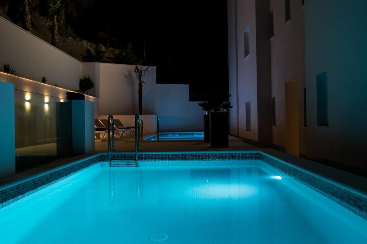 Villa Smaragd - Lapis - Luxury Apartment With Shared Pool Макарска Экстерьер фото